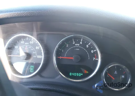 2016 Jeep Wrangler Unlimited Sport z USA, uszkodzony, nr VIN 1C4BJWDG8GL208877